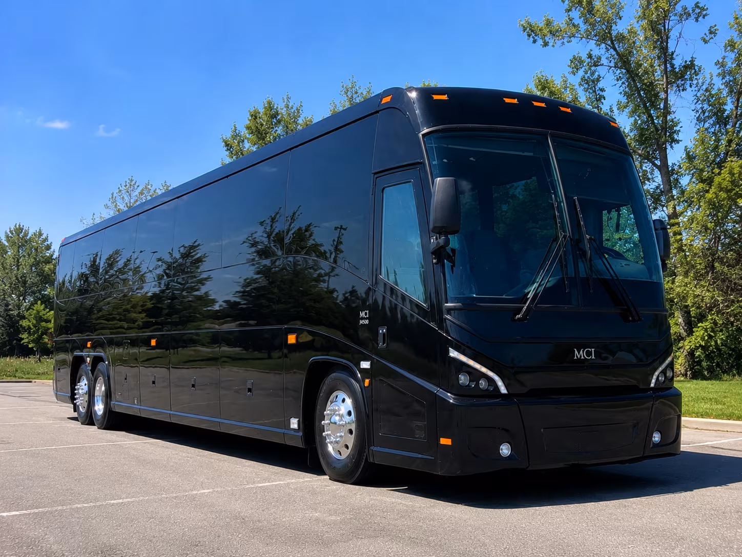 field trips to the computer history museum are easy with the right bus