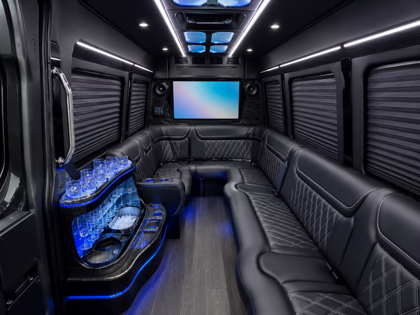 why book long distance transportation through mountainviewcharterbuscompany com instead of calling one company